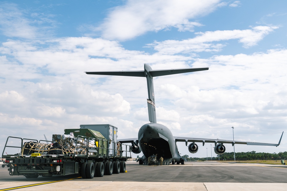 Wright Patterson C-17s relocate Whiteman A-10s following exercise