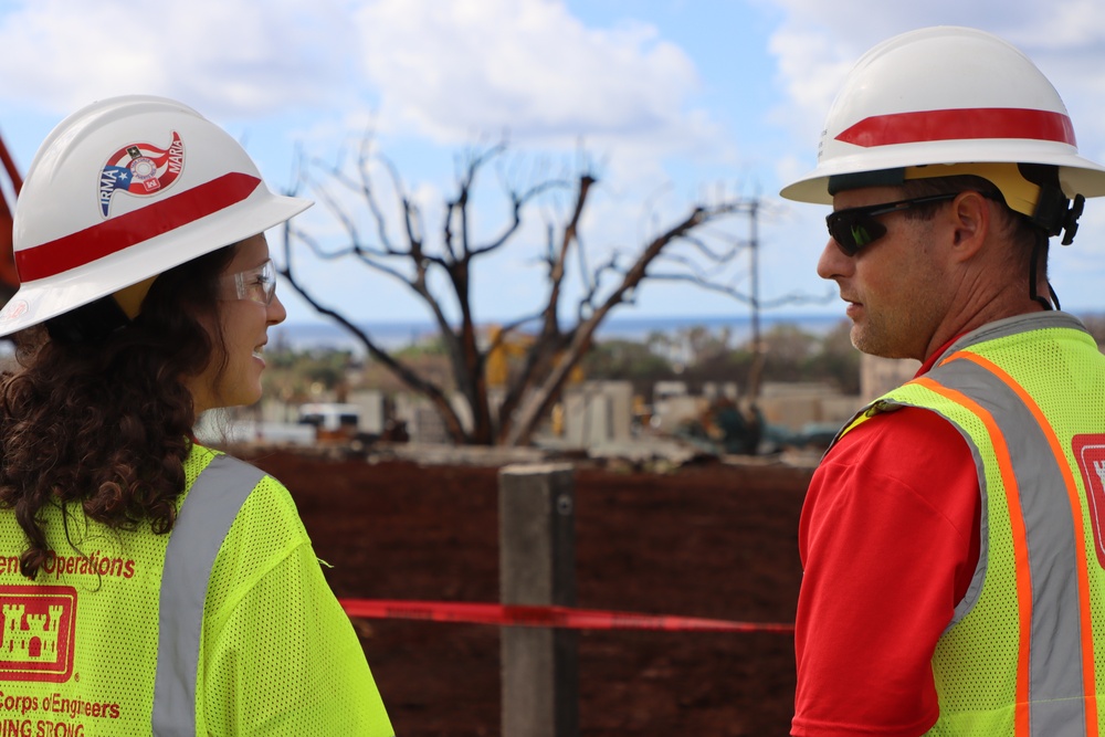 USACE personnel discuss debris removal progress in Lahaina, Hawai‘i