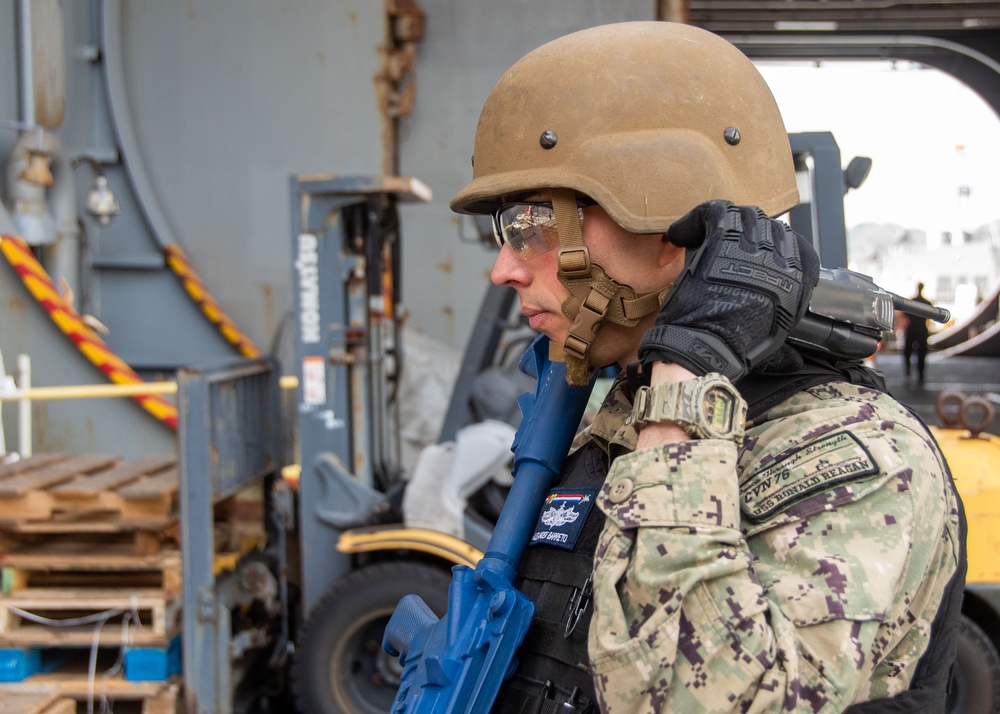 USS Ronald Reagan (CVN 76) Sailors conduct an anti-terrorism training team drill