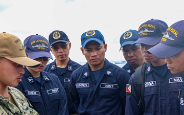 U.S. and Philippine Navy Conduct Subject Matter Expert Exchanges, Bolstering Relations
