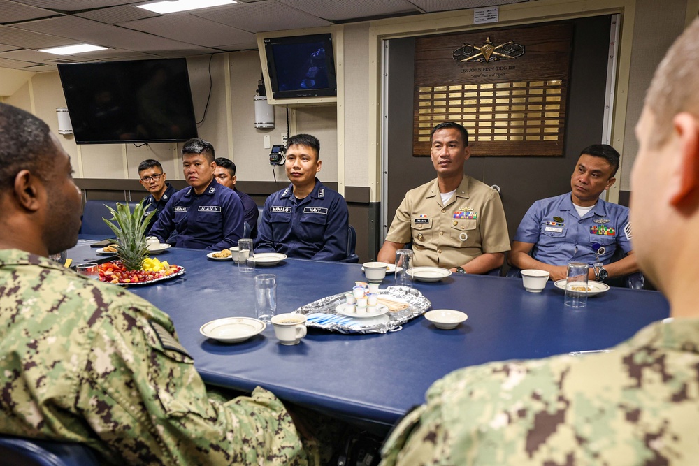 DVIDS - Images - U.S. and Philippine Navy Conduct Subject Matter Expert ...