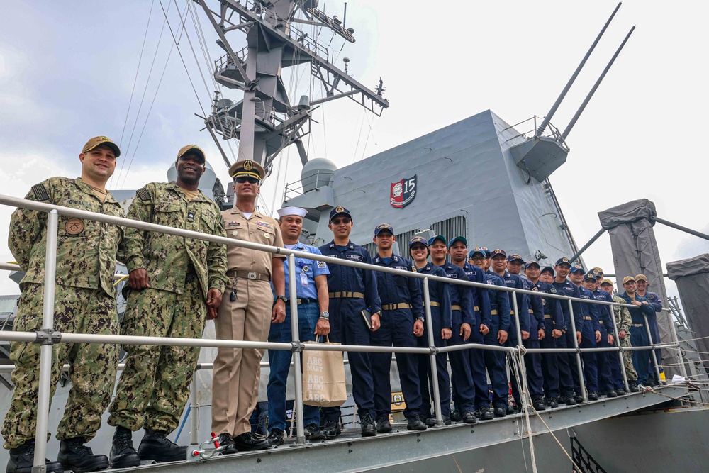 DVIDS - Images - U.S. and Philippine Navy Conduct Subject Matter Expert ...