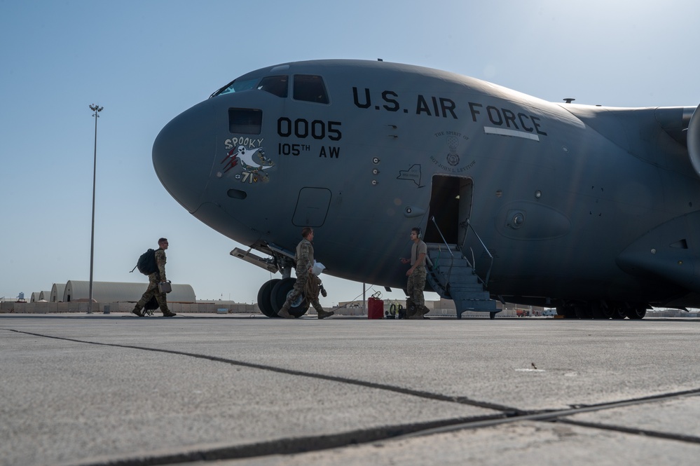 U.S. Air Force C-17 prepares for take off