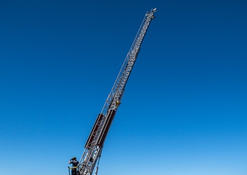 Moody, local Firefighters partner for aerial training