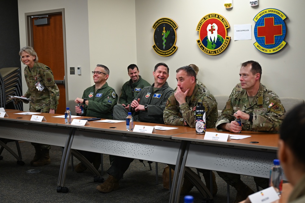 The 15th Air Force commander visited Shaw