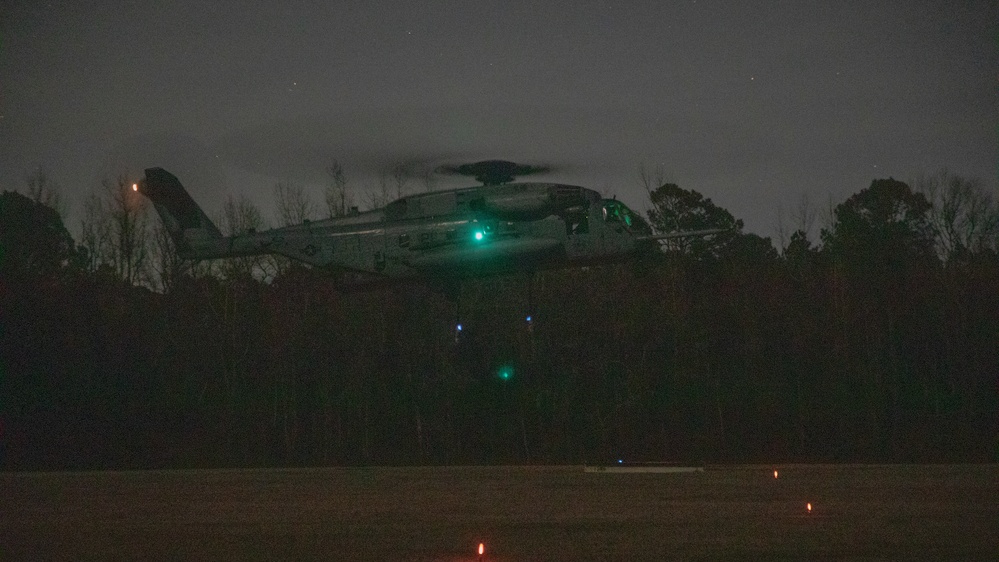 CLB 24 Marines and VMM-365 Marines Conduct Helicopter Support Team Training