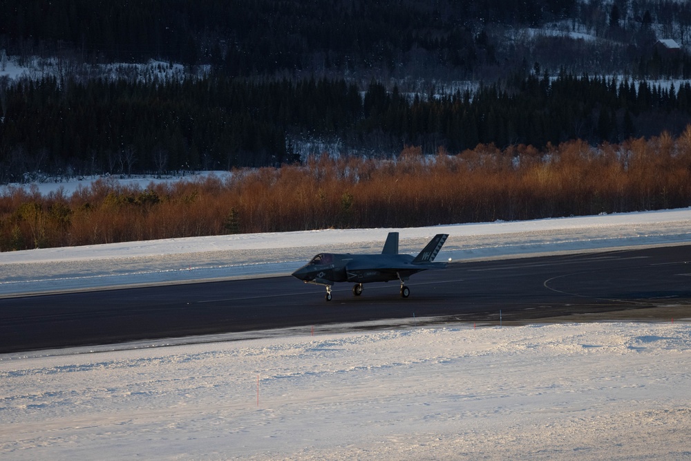 U.S. Marine Corps F-35B Lightning II jets with VMFA-542 arrive in Norway for Exercise Nordic Response 24