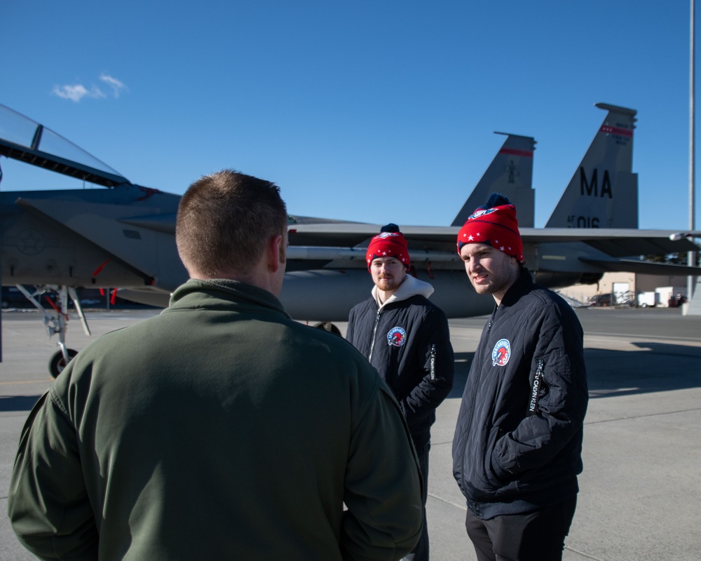 104th Fighter Wing hosts Springfield Thunderbirds for base tour