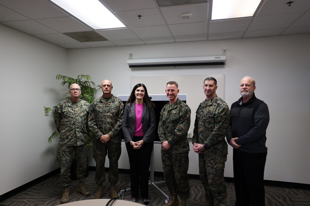 Deputy Assistant Secretary of the Navy (Military Manpower and Personnel) Visits Naval Medical Center San Diego