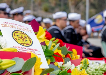 Santa Fe Welcomes Their New Commanding Officer