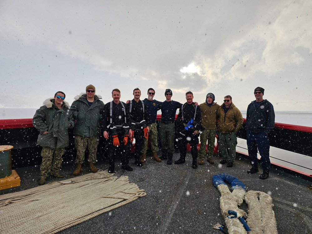 Coast Guard Cutter Polar Star (WAGB 10) conducts world’s southernmost dive