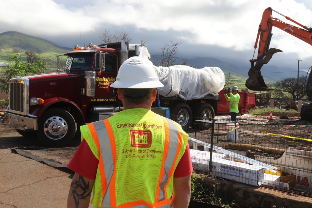 USACE conducts Lahainaluna debris removal