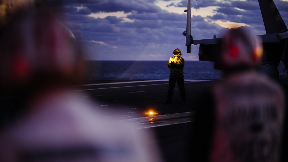 Twilight Flight Operations aboard George Washington