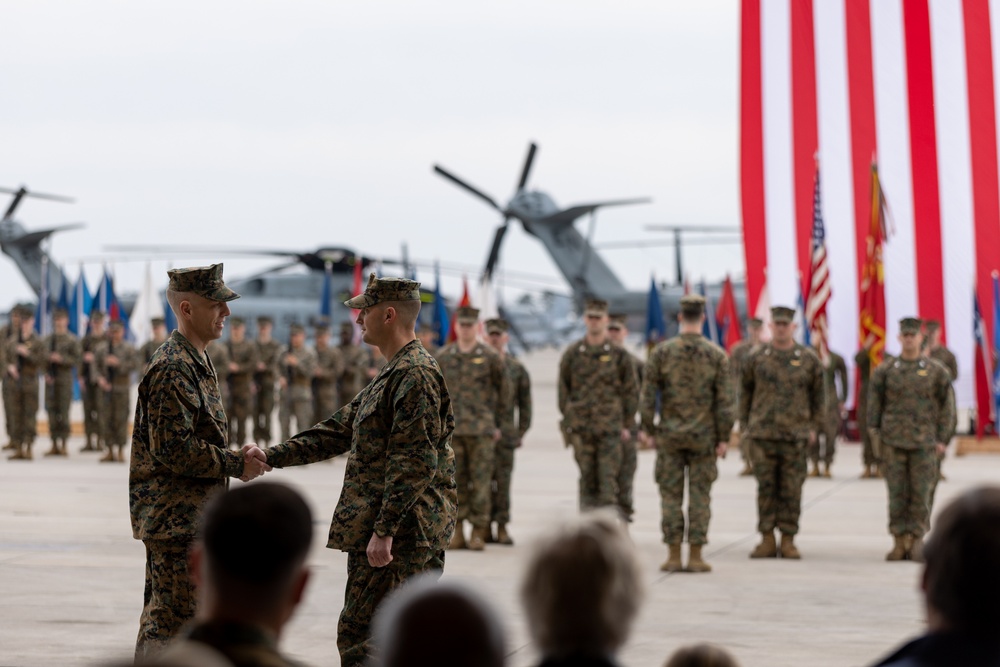 HMH-464 Change of Command