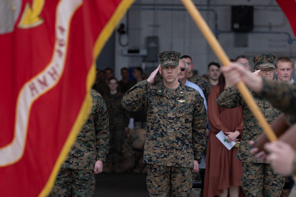 HMH-464 Change of Command