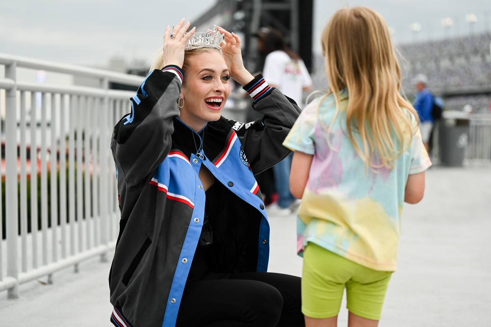 2 Lt Marsh (Miss America) at Daytona 500