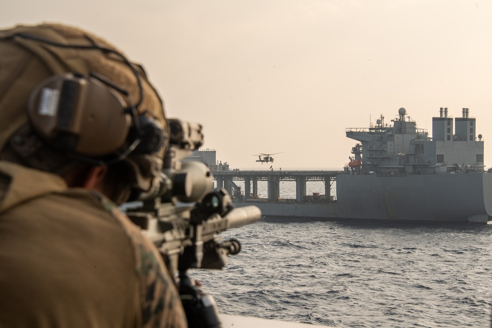 USS Green Bay (LPD 20) Conducts VBSS Exercise