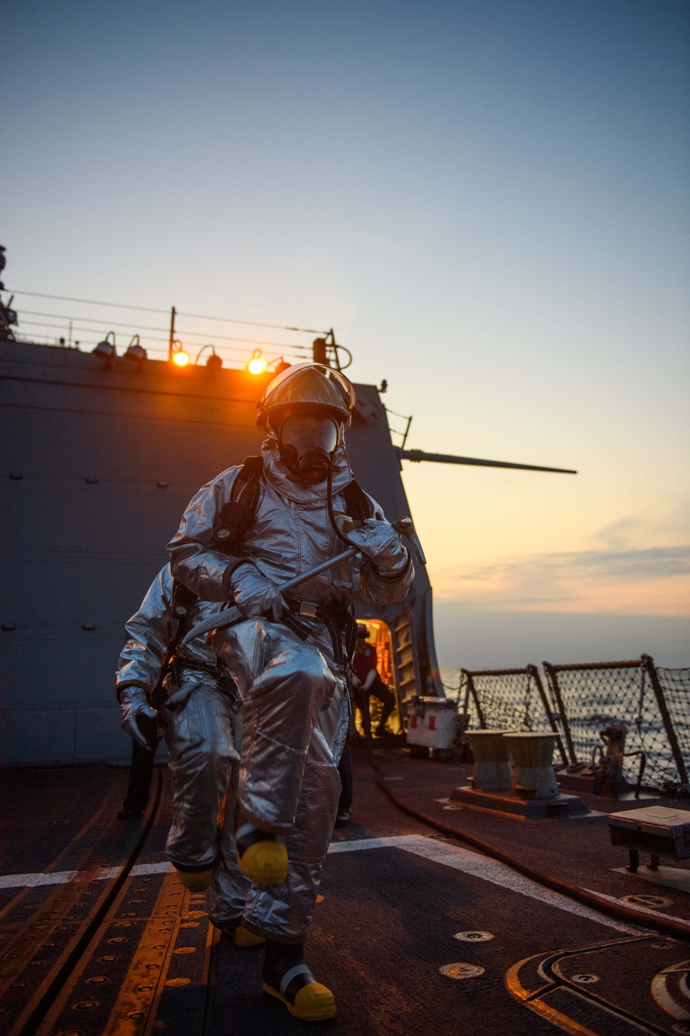 USS Mason Conducts Flight Deck Firefighting Drills in the Red Sea