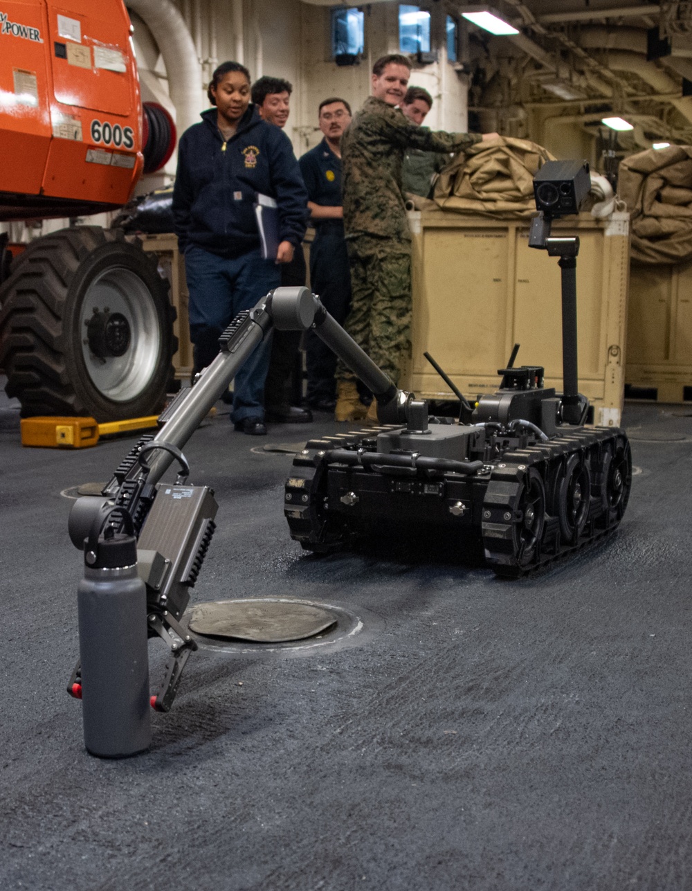 USS America Conducts Explosive Ordnance Disposal Demonstration