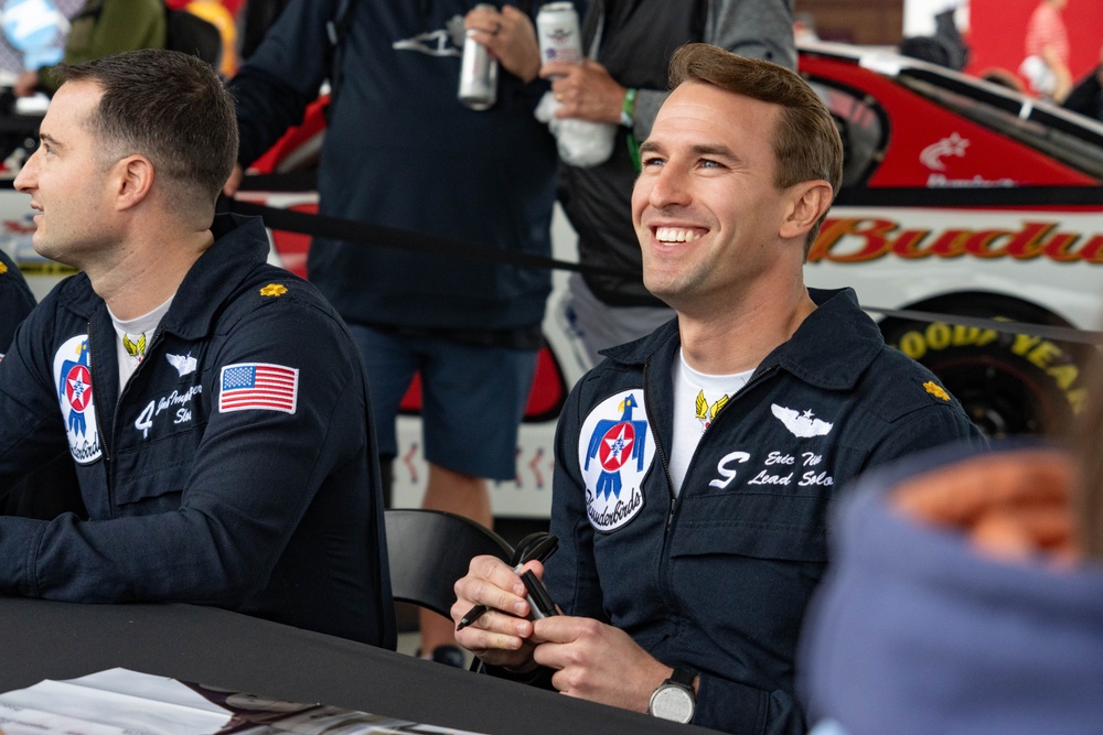 Thunderbirds practice for Daytona 500