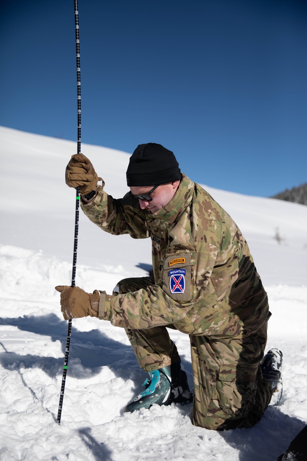 10th Mountain Division Soldiers Strengthen Avalanche Skills with Rigorous Training in Colorado’s Chalk Creek