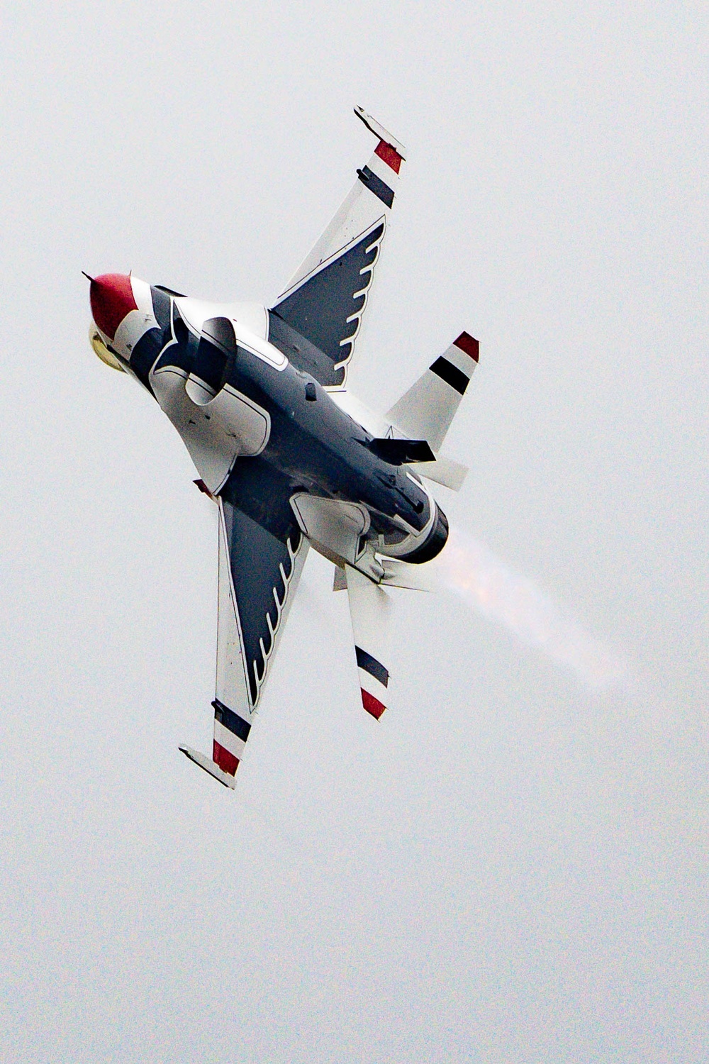 Thunderbirds practice for Daytona 500