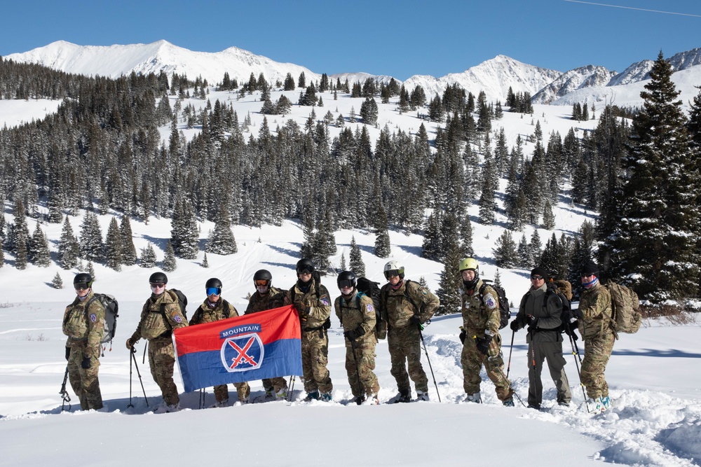 10th Mountain Division Soldiers Strengthen Avalanche Skills with Rigorous Training in Colorado’s Chalk Creek