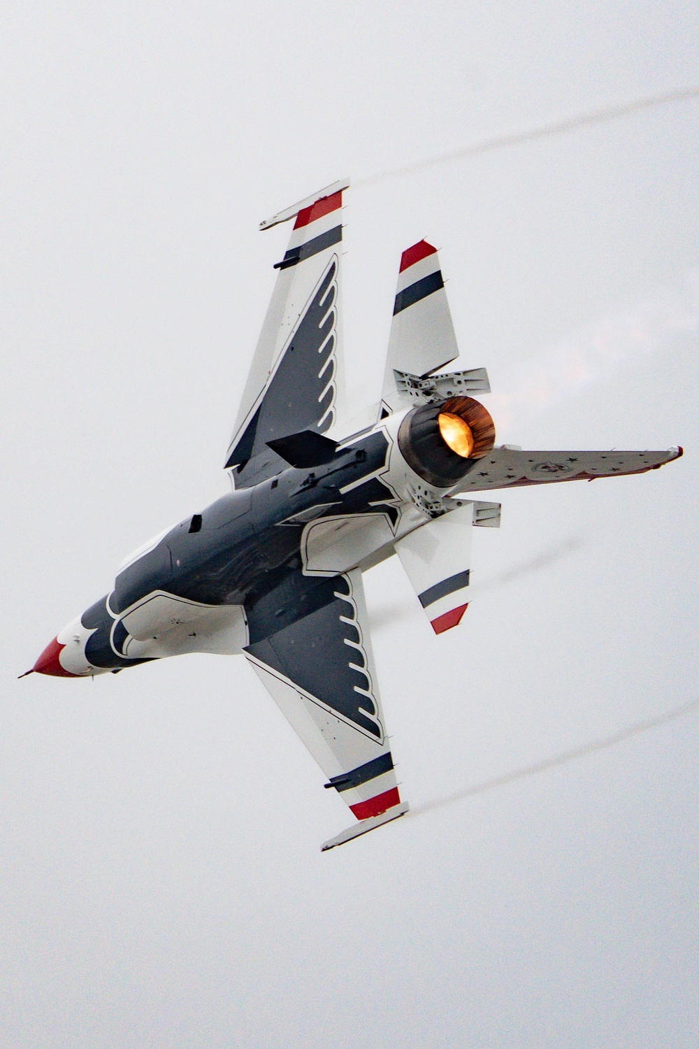 Thunderbirds practice for Daytona 500