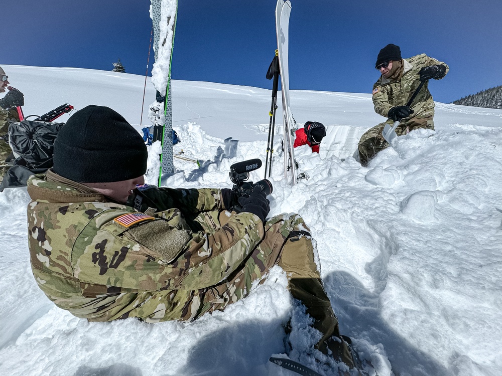 10th Mountain Division Soldiers Strengthen Avalanche Skills with Rigorous Training in Colorado’s Chalk Creek