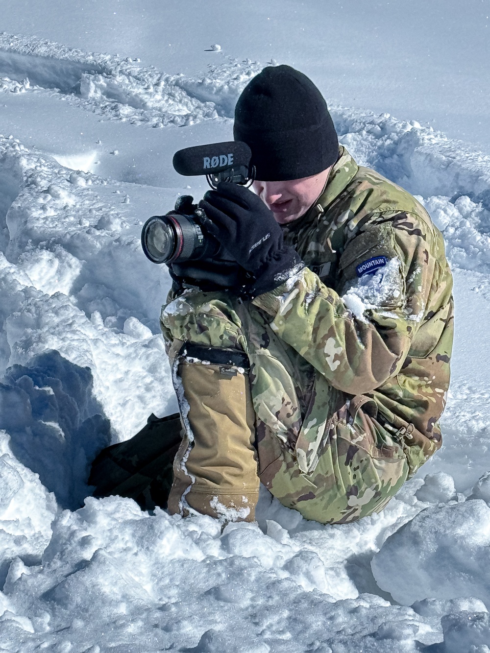 10th Mountain Division Soldiers Strengthen Avalanche Skills with Rigorous Training in Colorado’s Chalk Creek