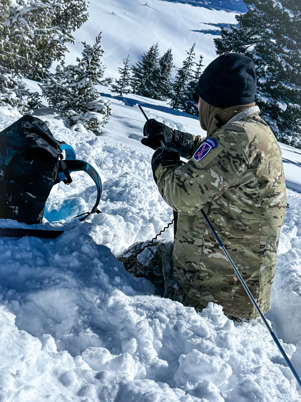 10th Mountain Division Soldiers Strengthen Avalanche Skills with Rigorous Training in Colorado’s Chalk Creek