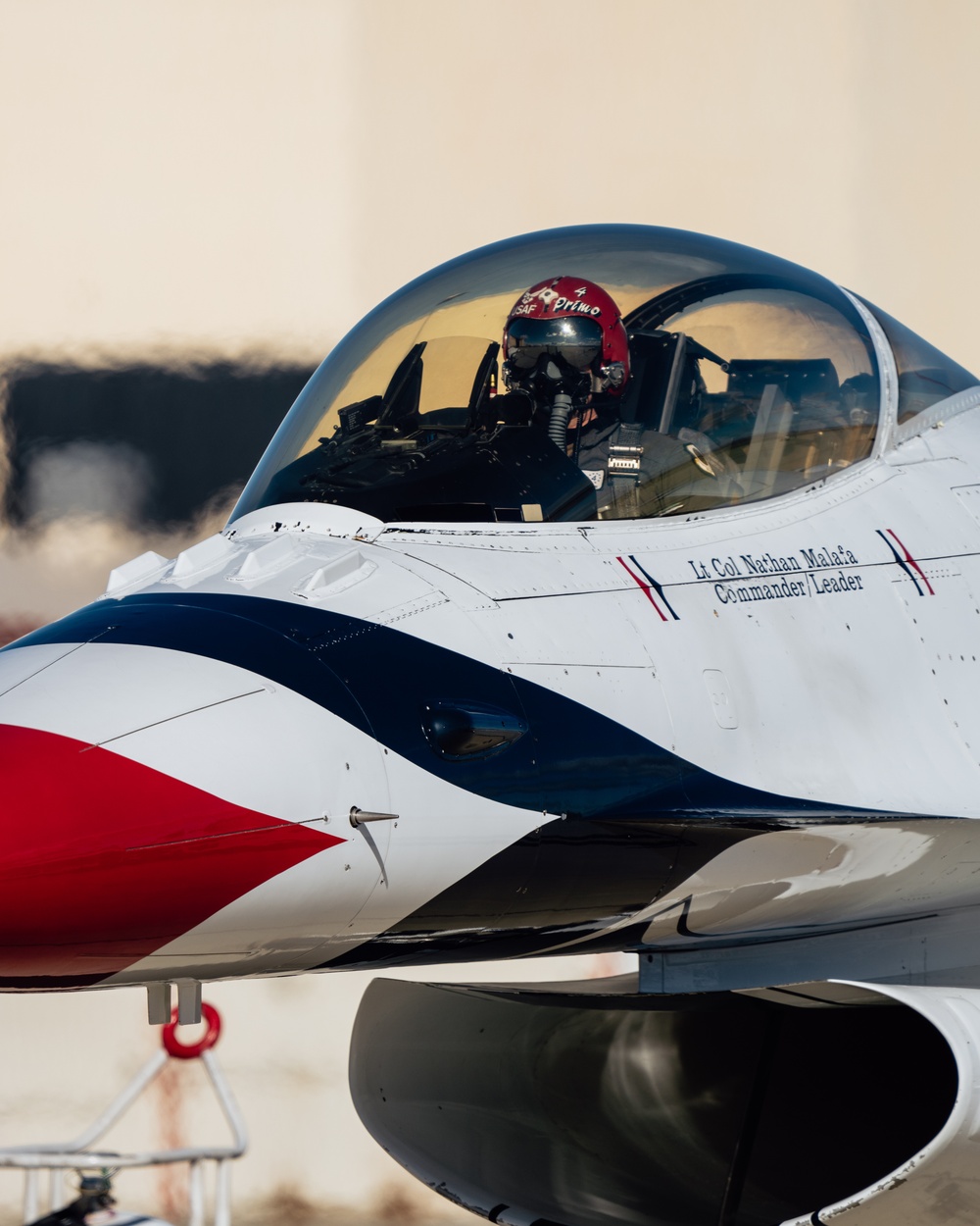 Thunderbirds practice at Edwards AFB