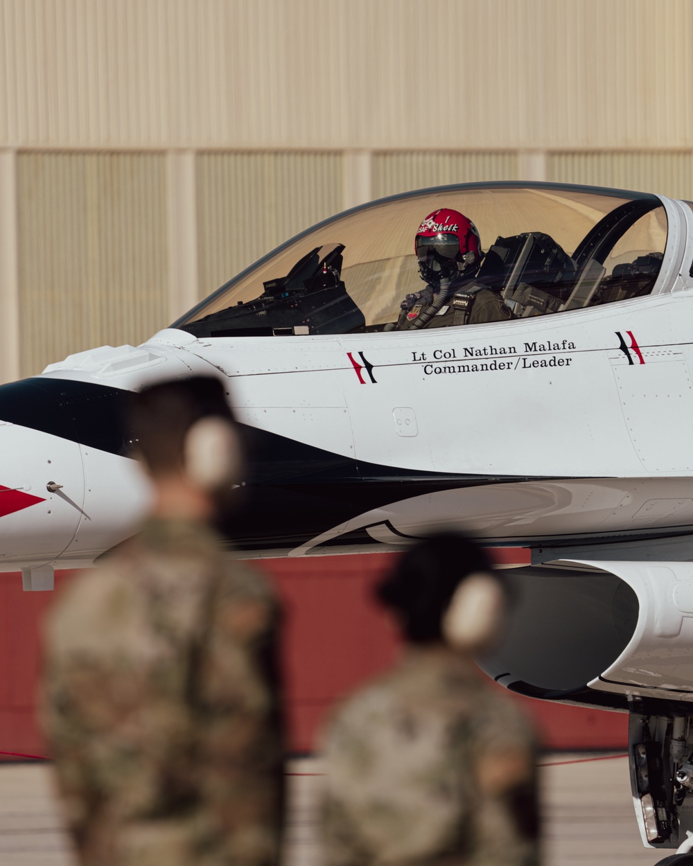 Thunderbirds practice at Edwards AFB