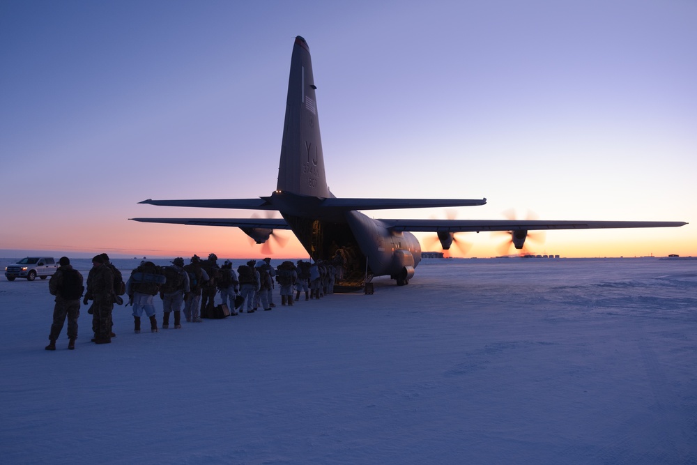 Top of the World: Arctic Angels Conduct Training on Arctic Circle