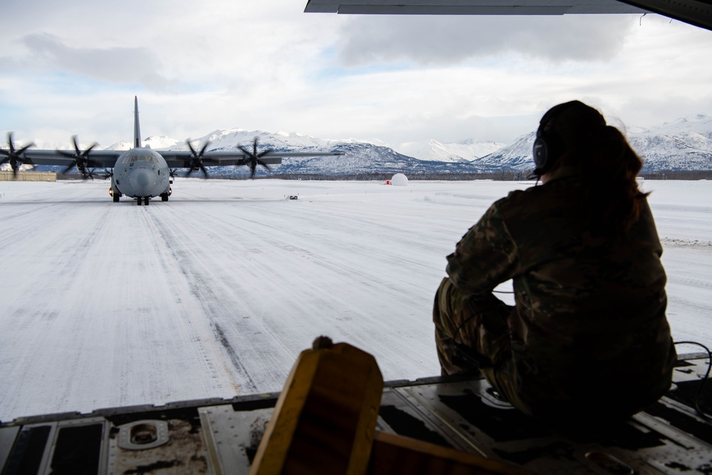 Yokota Airmen take on the tundra during JPMRC 24-02