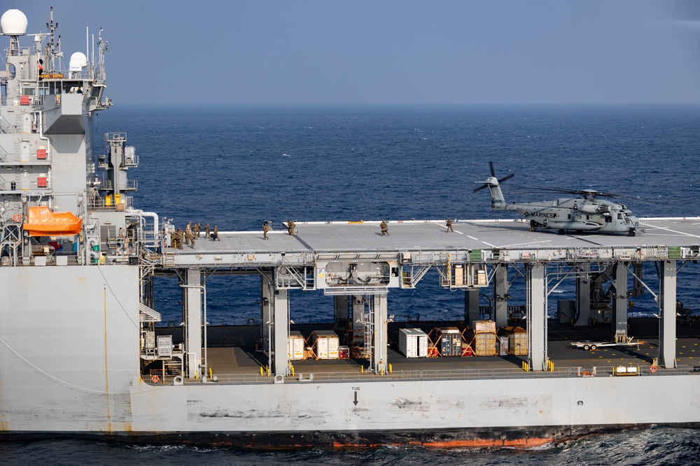 31st MEU conducts VBSS aboard USS Miguel Keith