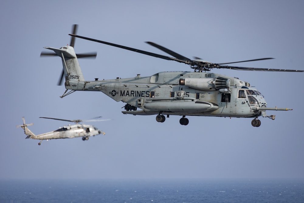 31st MEU conducts VBSS aboard USS Miguel Keith