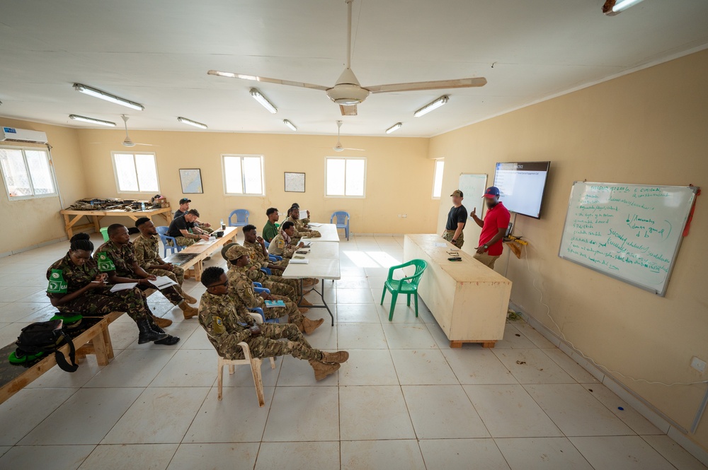 U.S. And Somali Militaries Participate in Joint Knowledge Exchange 24