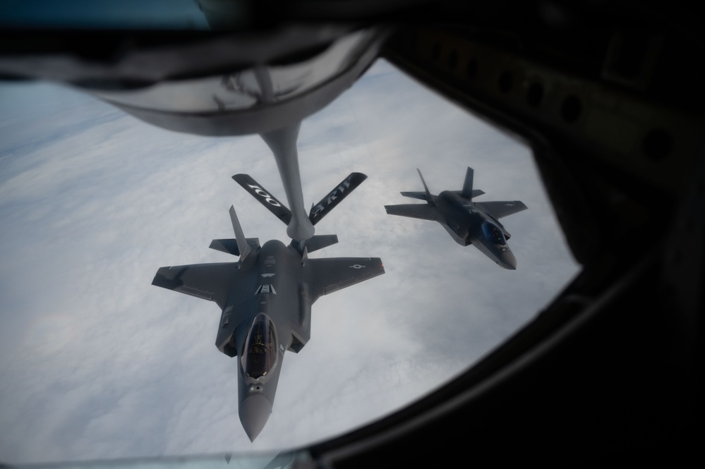 100th ARW refuels 48th FW in NATO exercise over Poland