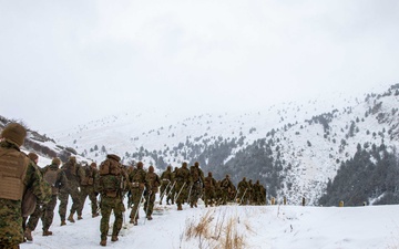 26th Marine Expeditionary Unit and 32nd Marine Brigade forge bonds on Mount Olympus