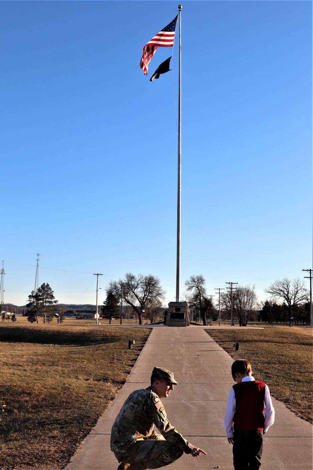 ‘Hero’ interview: 6-year-old confers with Fort McCoy Garrison commander for social studies project