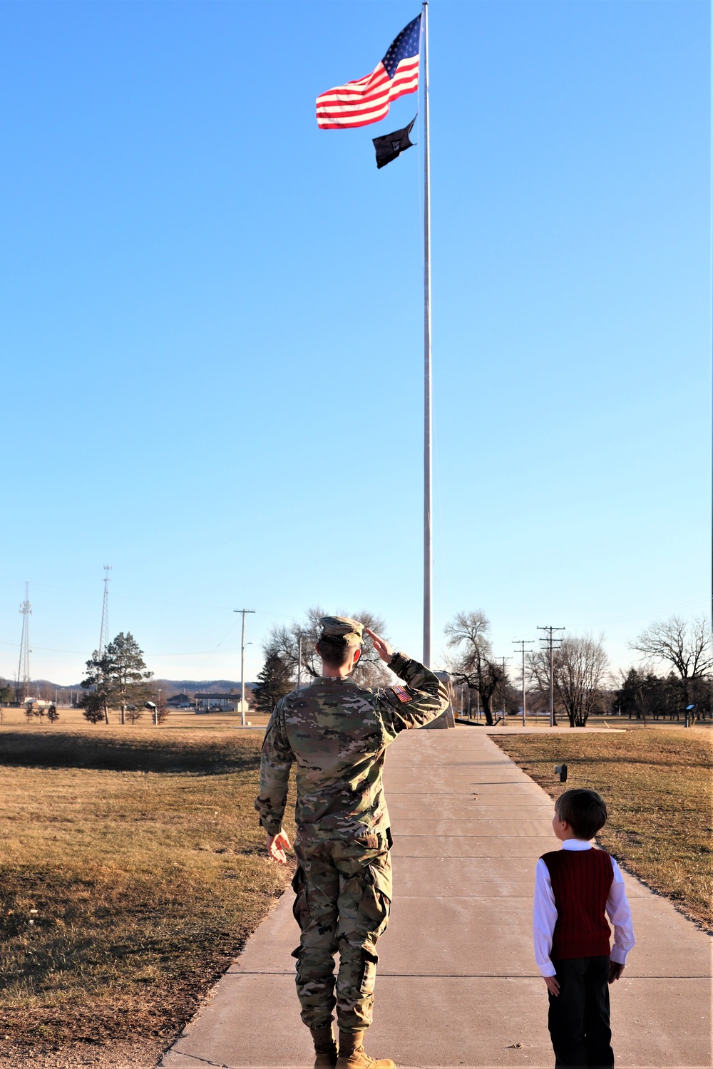 ‘Hero’ interview: 6-year-old confers with Fort McCoy Garrison commander for social studies project