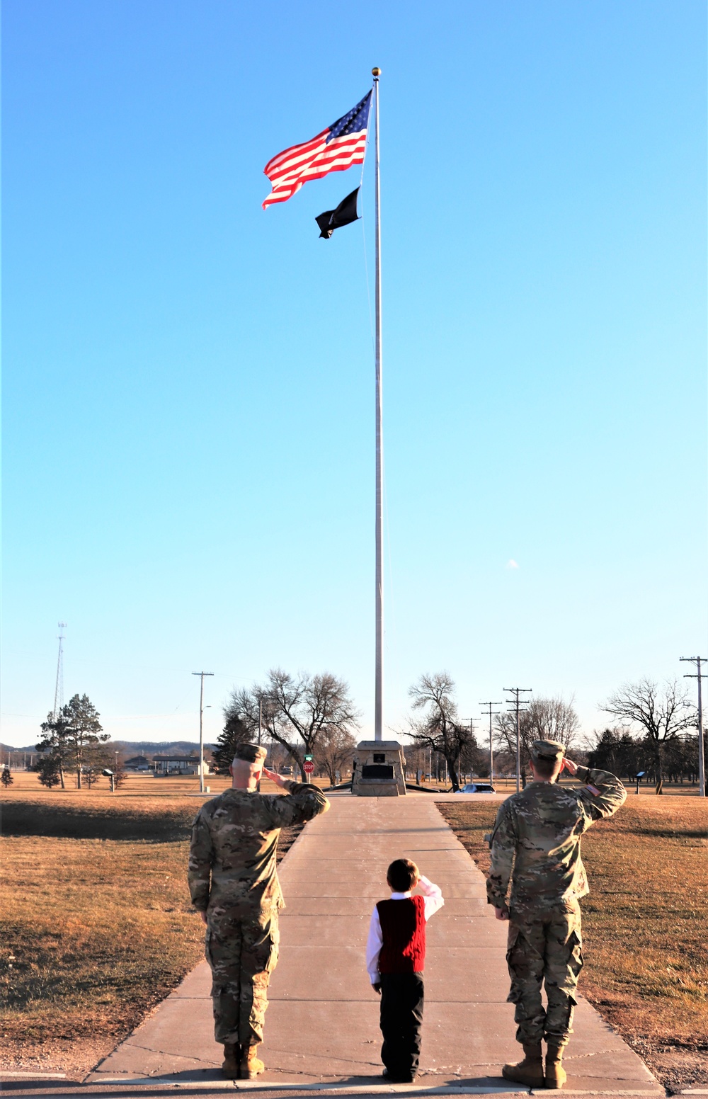 ‘Hero’ interview: 6-year-old confers with Fort McCoy Garrison commander for social studies project