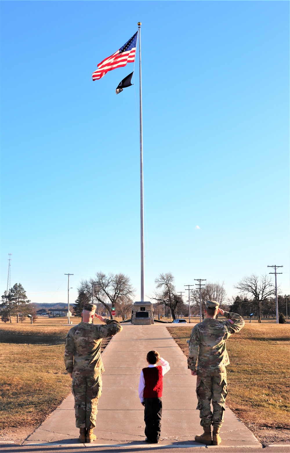 ‘Hero’ interview: 6-year-old confers with Fort McCoy Garrison commander for social studies project