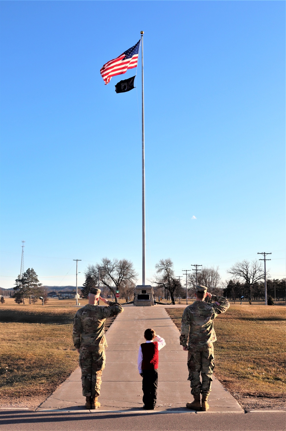 ‘Hero’ interview: 6-year-old confers with Fort McCoy Garrison commander for social studies project