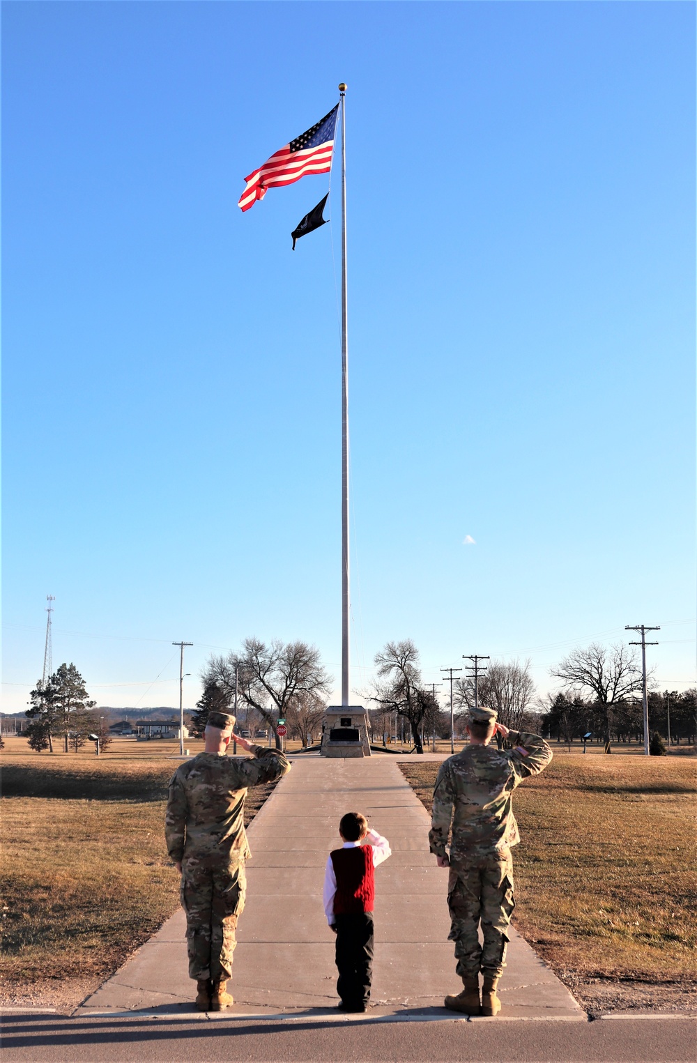 ‘Hero’ interview: 6-year-old confers with Fort McCoy Garrison commander for social studies project