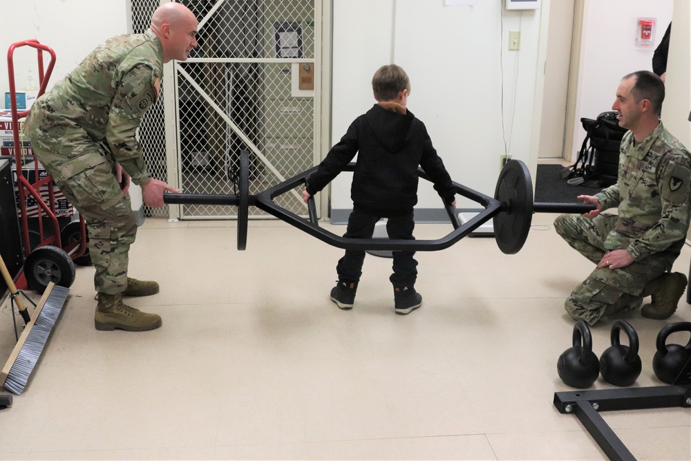 ‘Hero’ interview: 6-year-old confers with Fort McCoy Garrison commander for social studies project