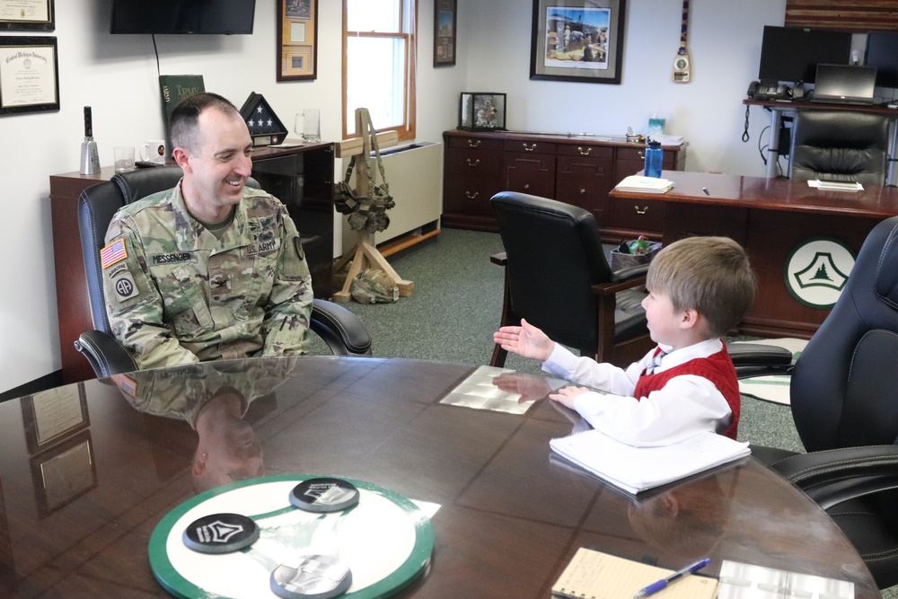 ‘Hero’ interview: 6-year-old confers with Fort McCoy Garrison commander for social studies project