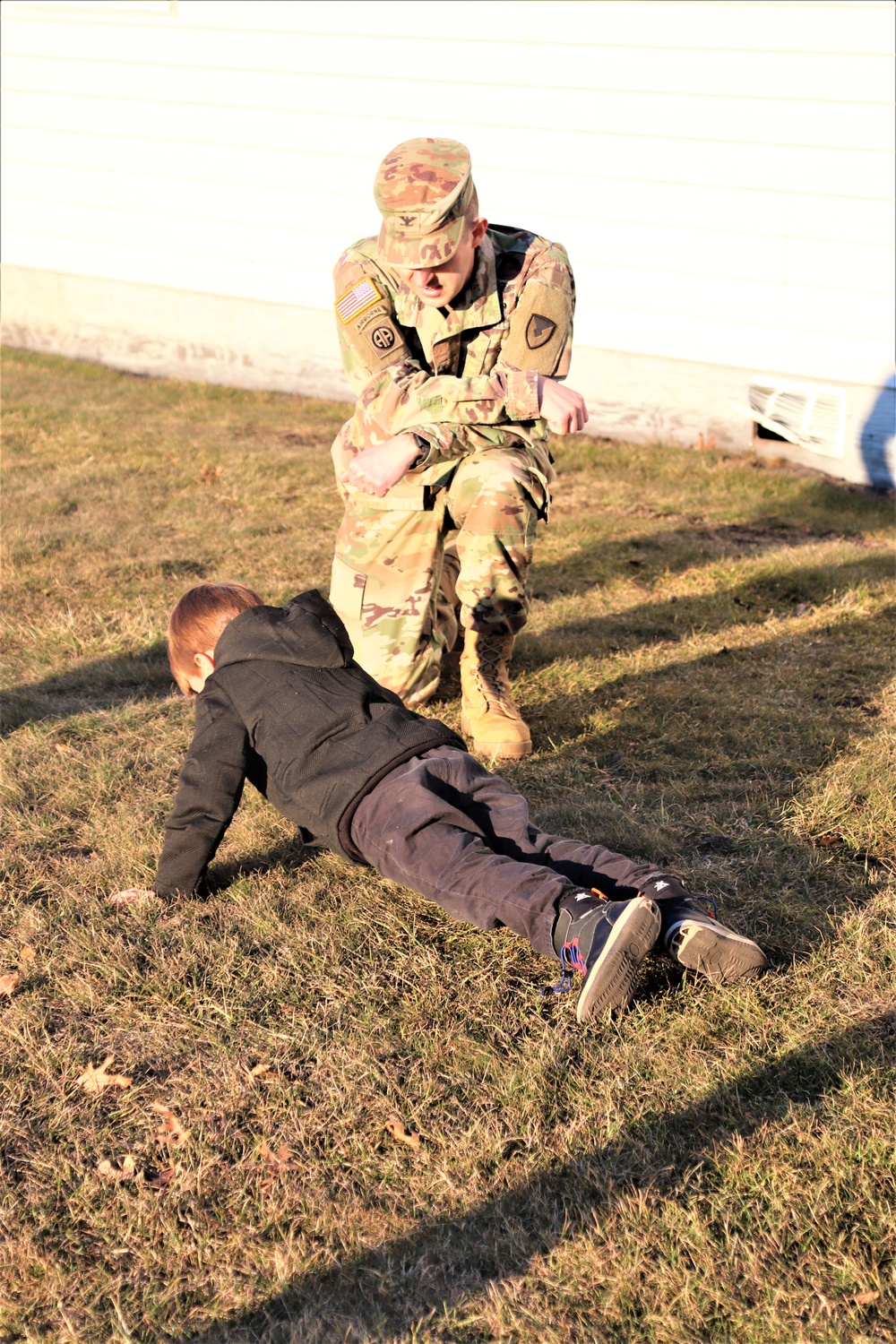 ‘Hero’ interview: 6-year-old confers with Fort McCoy Garrison commander for social studies project