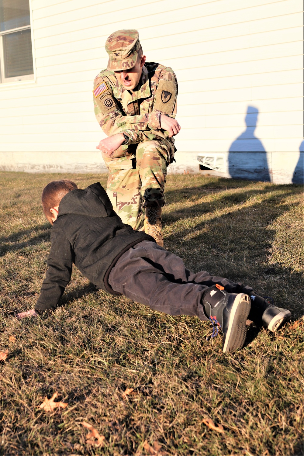 ‘Hero’ interview: 6-year-old confers with Fort McCoy Garrison commander for social studies project